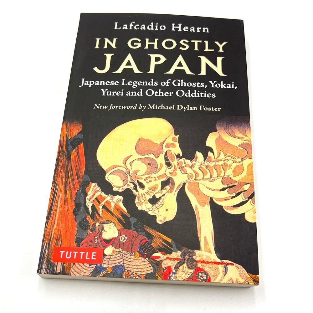 TUTTLE Book IN GHOSTLY JAPAN‎ by Lafcadio Hearn Japanese Stories Culture